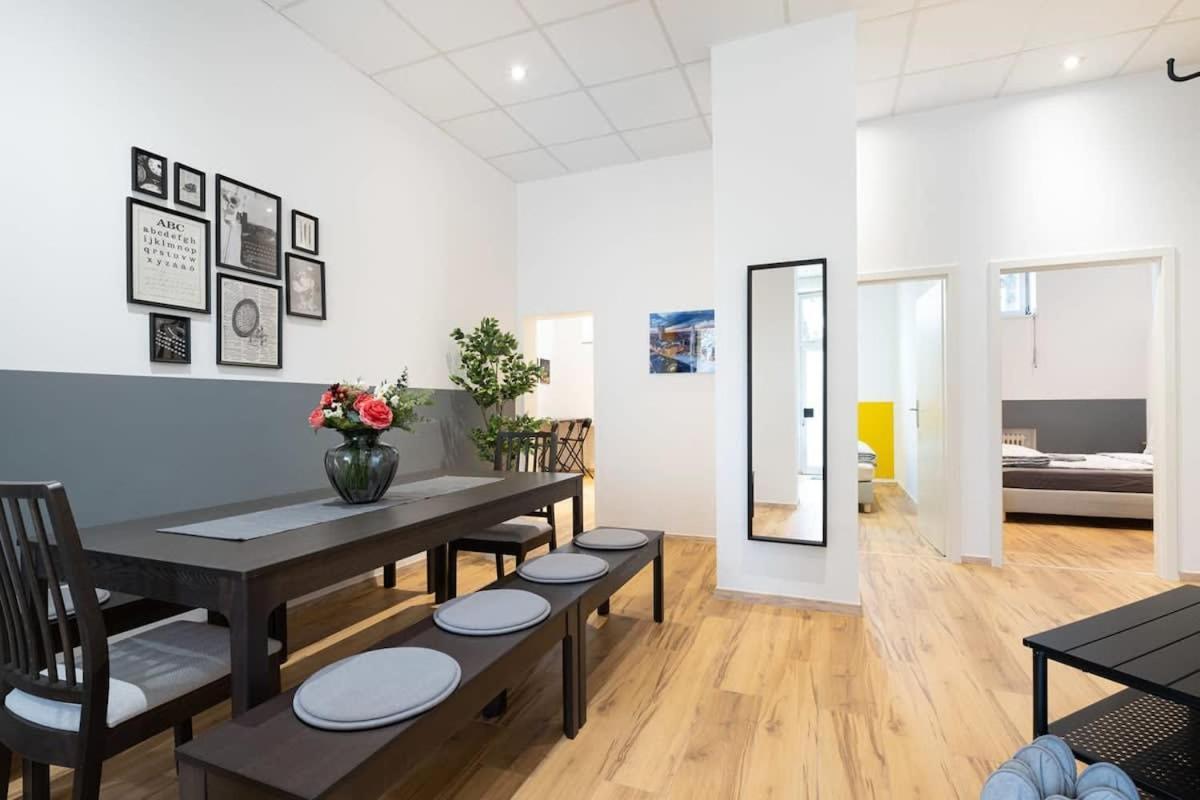 Big Central Apartment Near Rotkreuzplatz With 3 Bedroom For 12 Pax Munchen Bagian luar foto