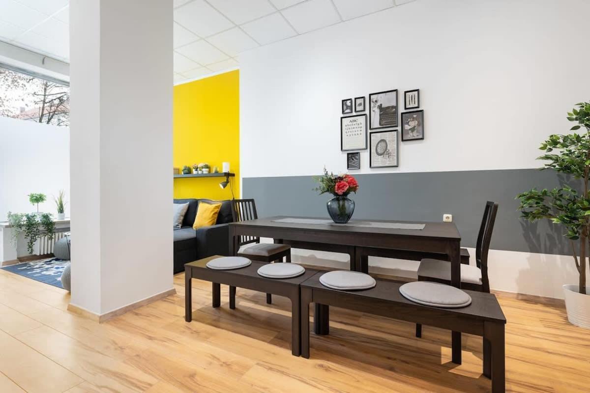 Big Central Apartment Near Rotkreuzplatz With 3 Bedroom For 12 Pax Munchen Bagian luar foto